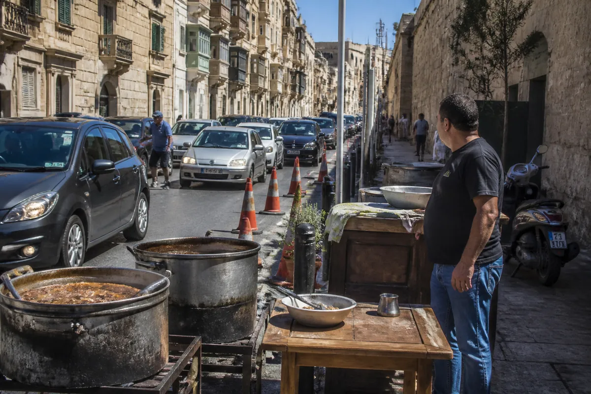 Maltese Government Replaces Parking Meters with Fenkata Stands to Solve Traffic Woes