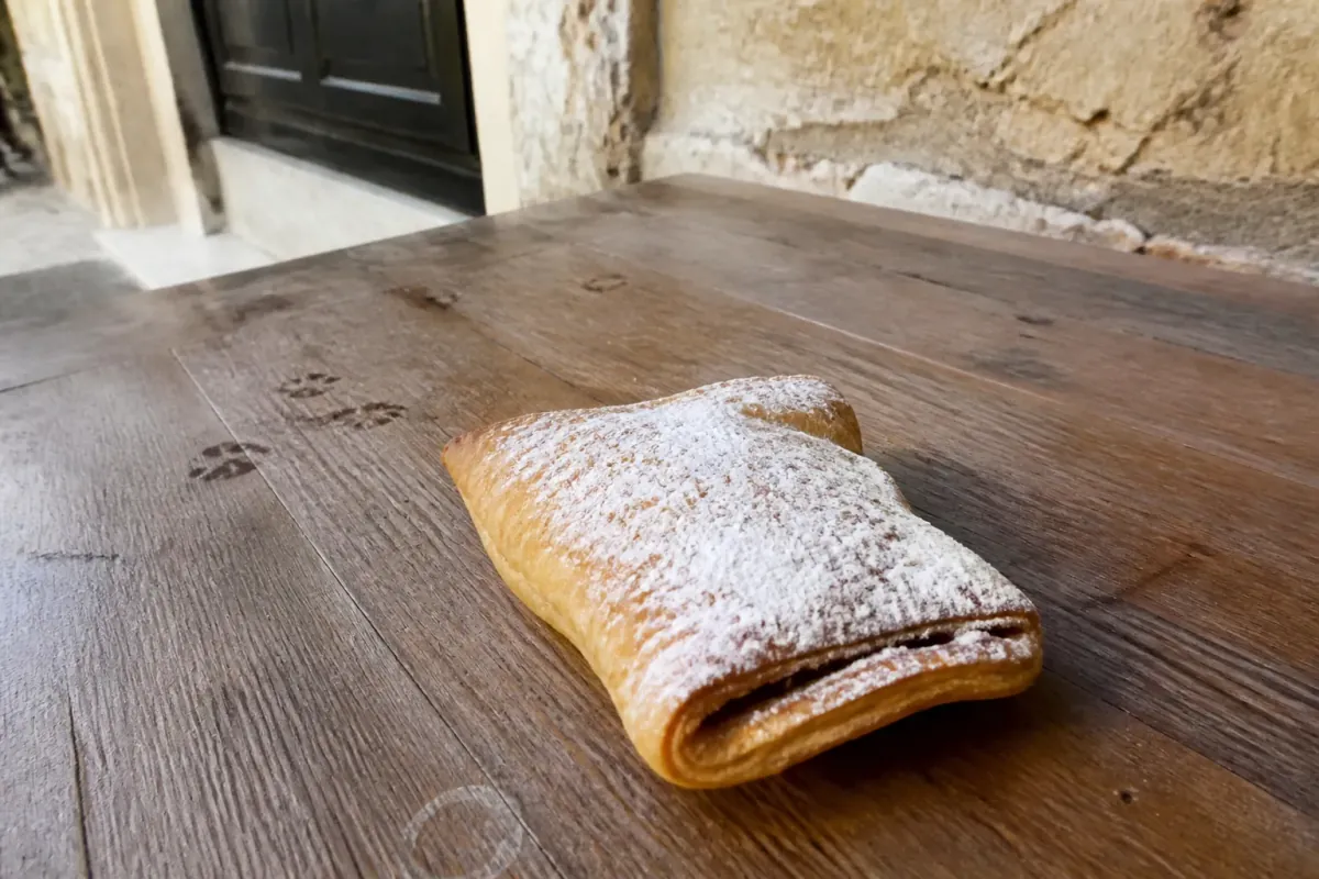 Intense National Debate Results in Qassata Becoming Malta's Official Currency, Stray Cats Set Exchange Rate