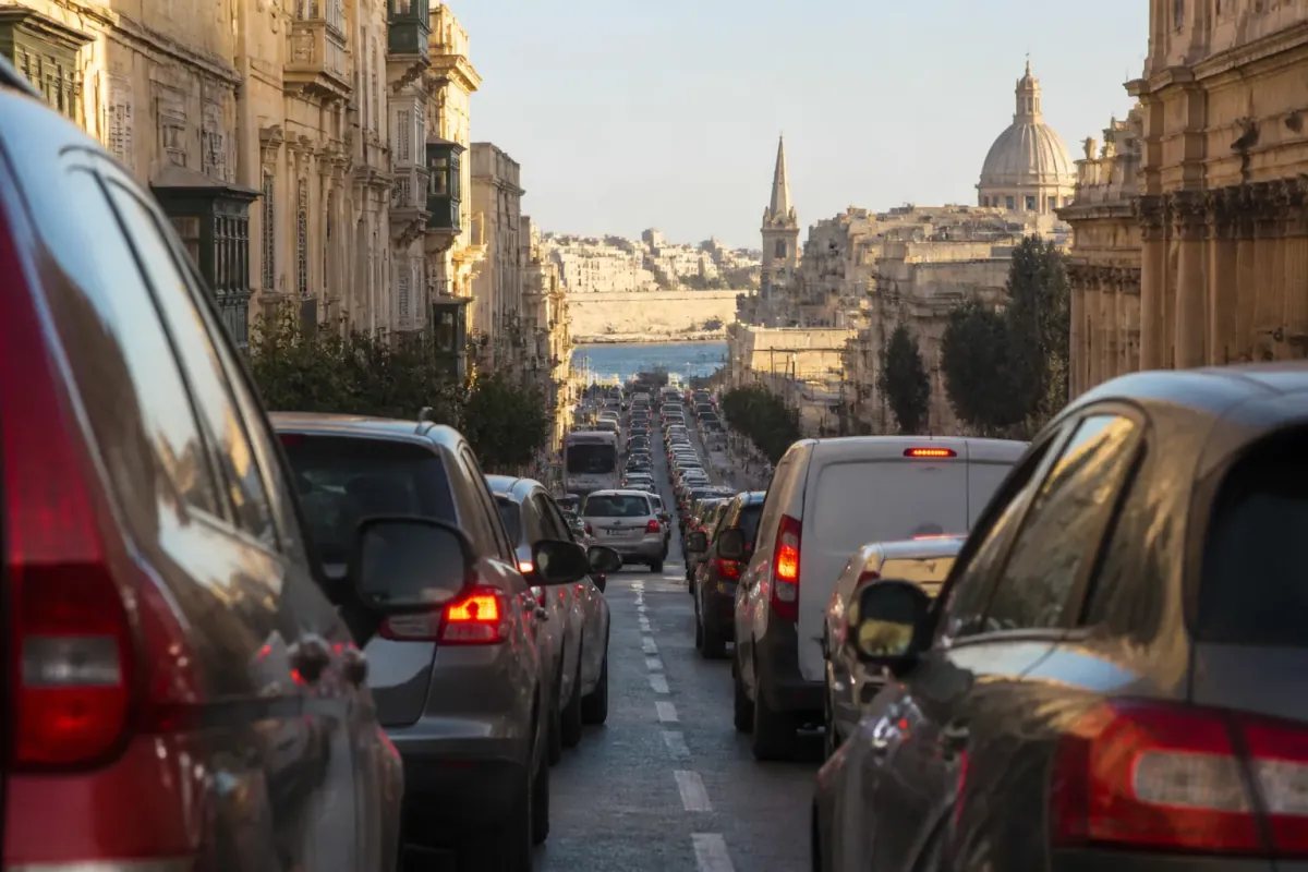 University Finds 97% of Maltese Men Navigate Traffic Jams Using Only Their Mothers’ Directions from Home